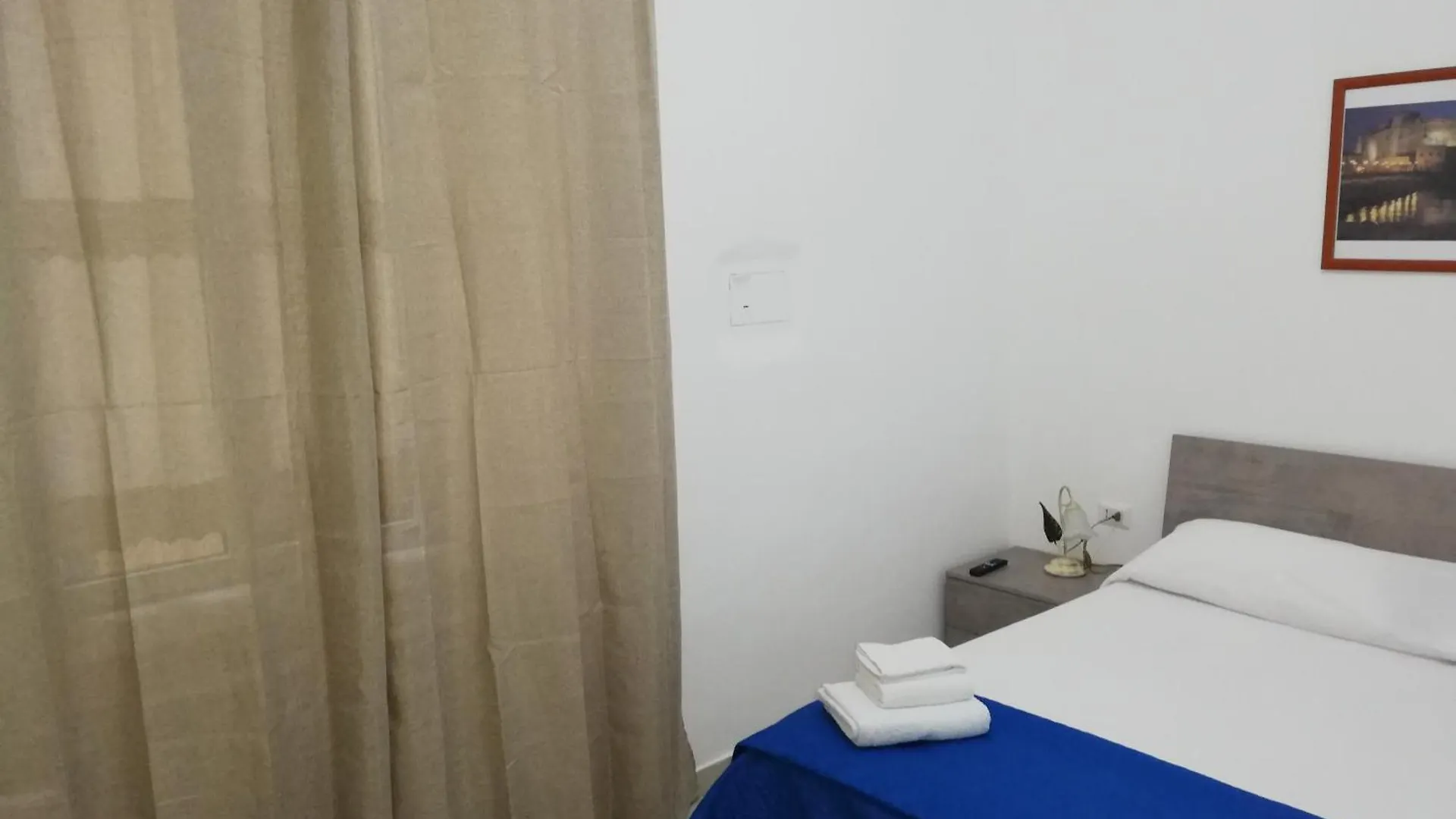 A Napoli Apartment 0*, Naples